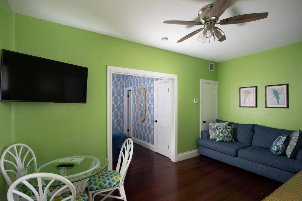 Duval Street Suite With Pool Key West Eksteriør bilde
